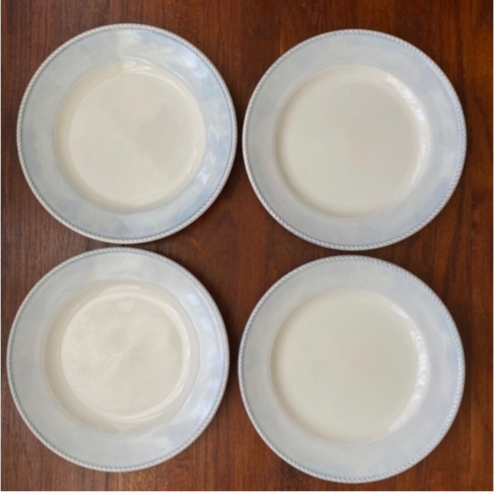 Dinner plates